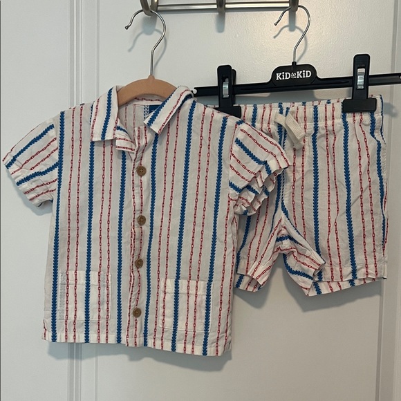 Old Navy Toddler Boy Set - Red, Blue, and White Stripes 18/24M - Picture 1 of 9